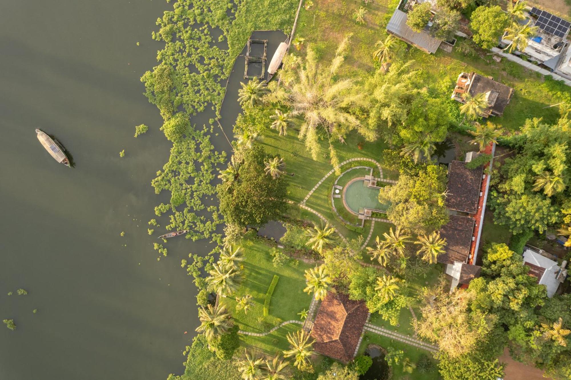 Baymaas Lake House Kochi Dış mekan fotoğraf